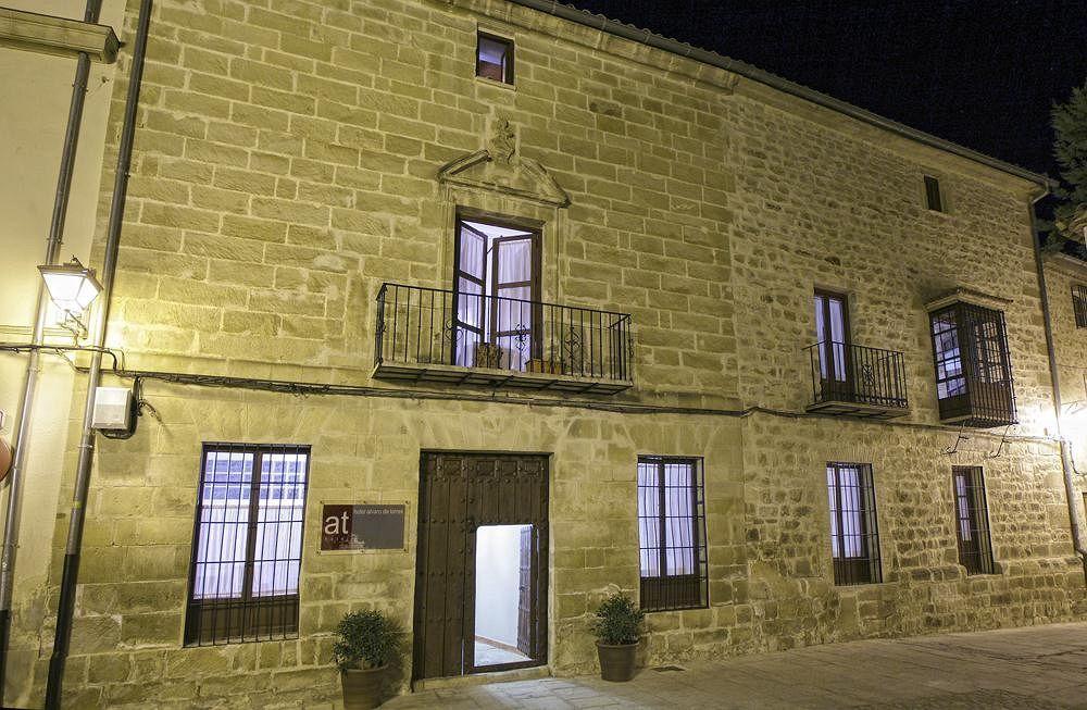 Alvaro De Torres Boutique Ubeda  Bagian luar foto